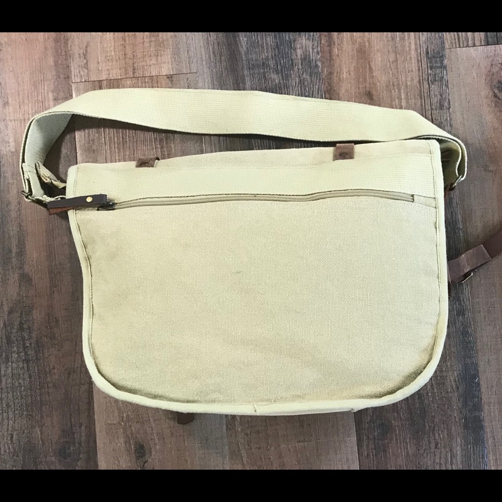 Rothco Canvas Shoulder Bag with Rainbow Trout - Picture 4 of 6